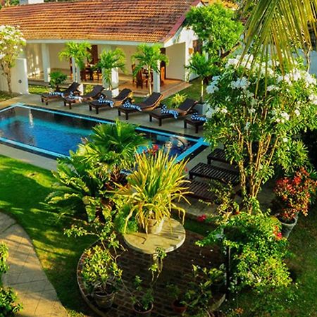 Sujeewani Villa เนกอมโบ ภายนอก รูปภาพ