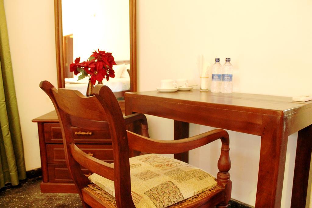 Sujeewani Villa เนกอมโบ ภายนอก รูปภาพ