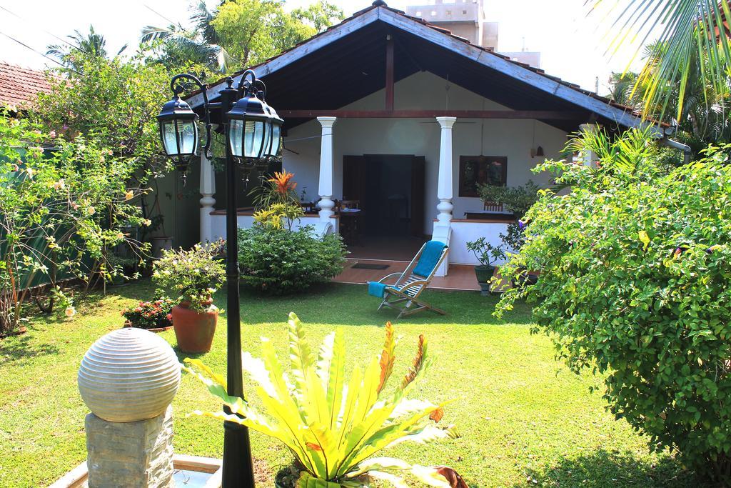 Sujeewani Villa เนกอมโบ ภายนอก รูปภาพ